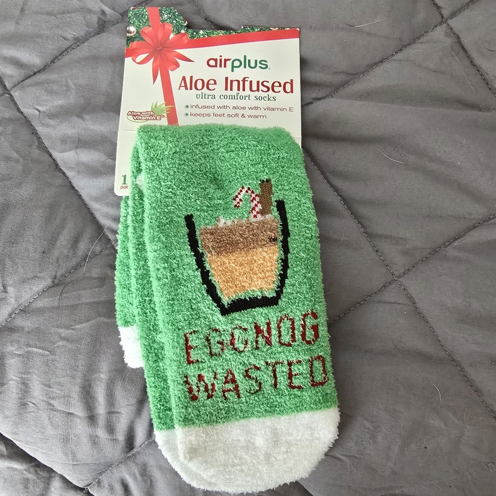 Green Aloe Infused Socks with Eggnog Design
